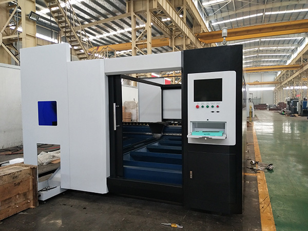 Висока точност 3000x1500mm Малък 1000w 1500w влакна лазерна машина за рязане цена